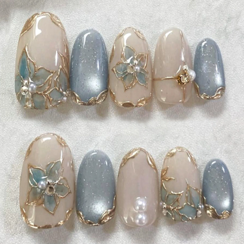 Nail Art Full Cat Eye - 24 faux ongles courts en amande