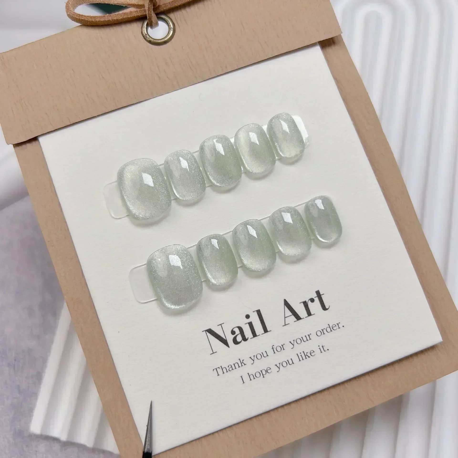 10 faux ongles courts faits à  - Nail Art Full Cat Eye avis et prix